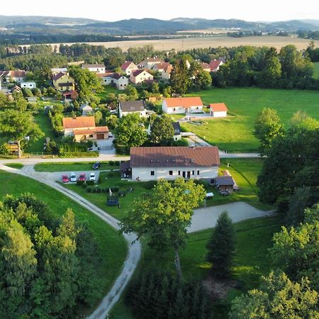 Penzion Na Podlesi Ve Zlate Korune Zlatá Koruna Eksteriør billede