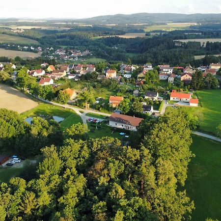 Penzion Na Podlesi Ve Zlate Korune Zlatá Koruna Eksteriør billede